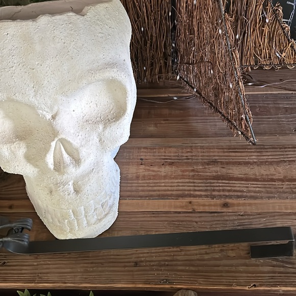 Pottery Barn 🦇 Bat Wreath Holder BNIB AMAZING! - Picture 4 of 8